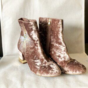 Design Lab Blush 8.5 Velvet Ankle Boots with Gold Embellishments
